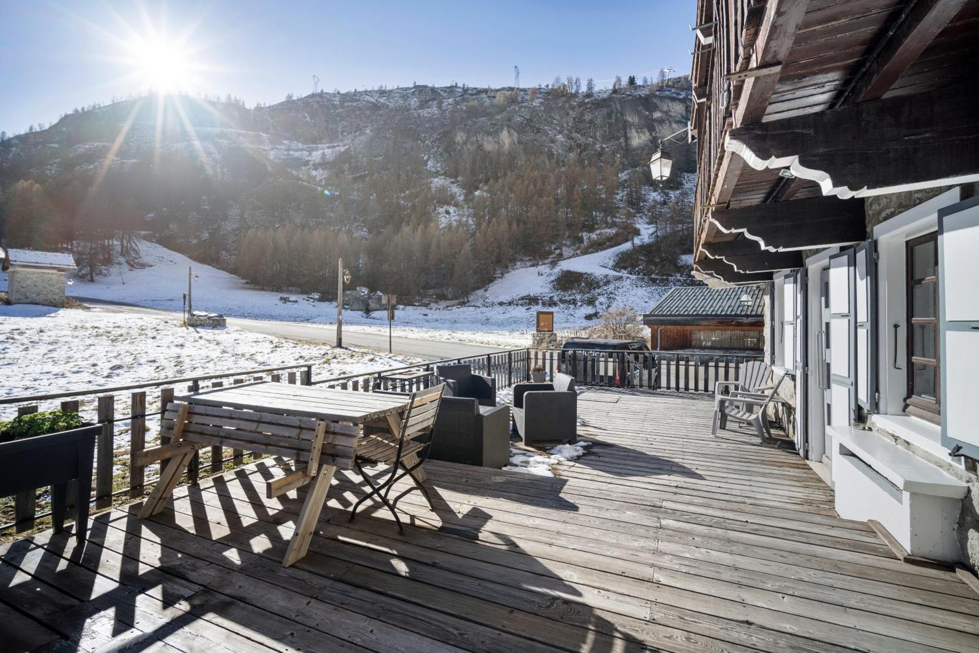 Chalet Auberge - Les Melezes ทีนเญอ ภายนอก รูปภาพ